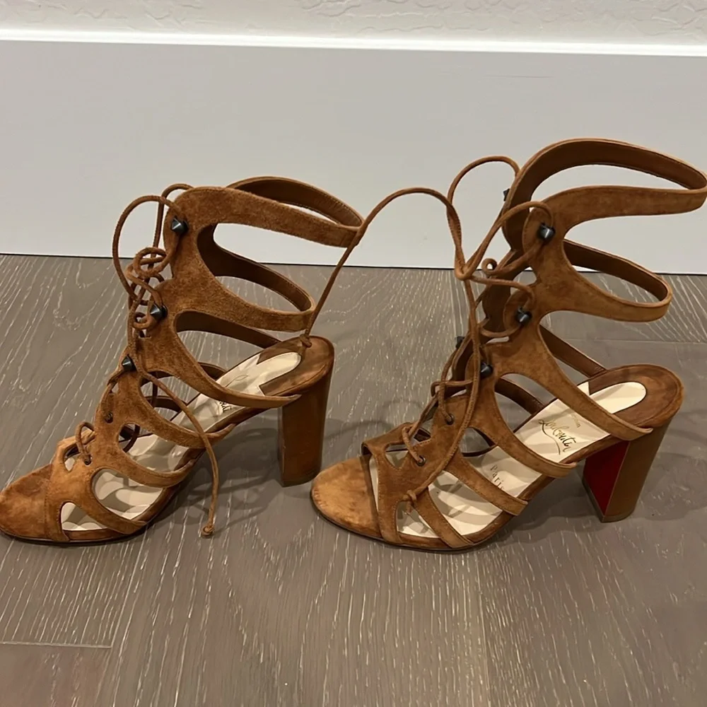 Christian louboutin heel - Picture 4 of 7